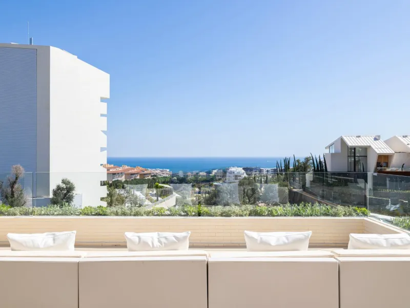 Exclusive New Build Residences in El Higuerón, Costa del Sol& & Modern Living with Panoramic Mediterranean Views& Experience luxury and comfort in this exclusive new development in El Higuerón, one of the most prestigious areas on the Costa del S