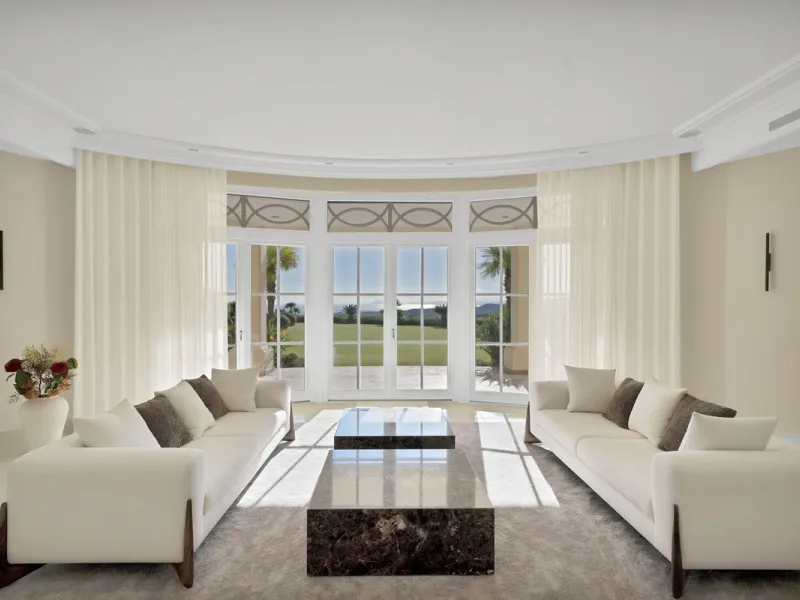 This exclusive property offers stunning views of the sea, the Spanish and African coasts and Gibraltar and is situated in a very private and protected location in the elegant and gated Marbella Club Golf Resort. Built with the highest quality; solid woode