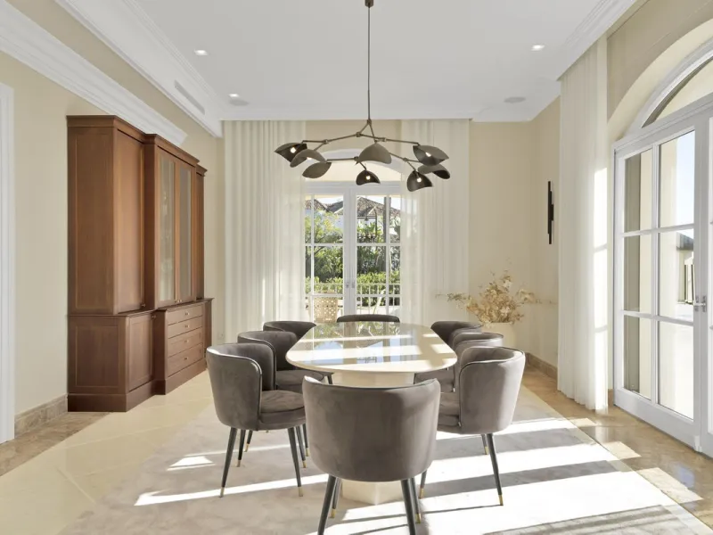 This exclusive property offers stunning views of the sea, the Spanish and African coasts and Gibraltar and is situated in a very private and protected location in the elegant and gated Marbella Club Golf Resort. Built with the highest quality; solid woode