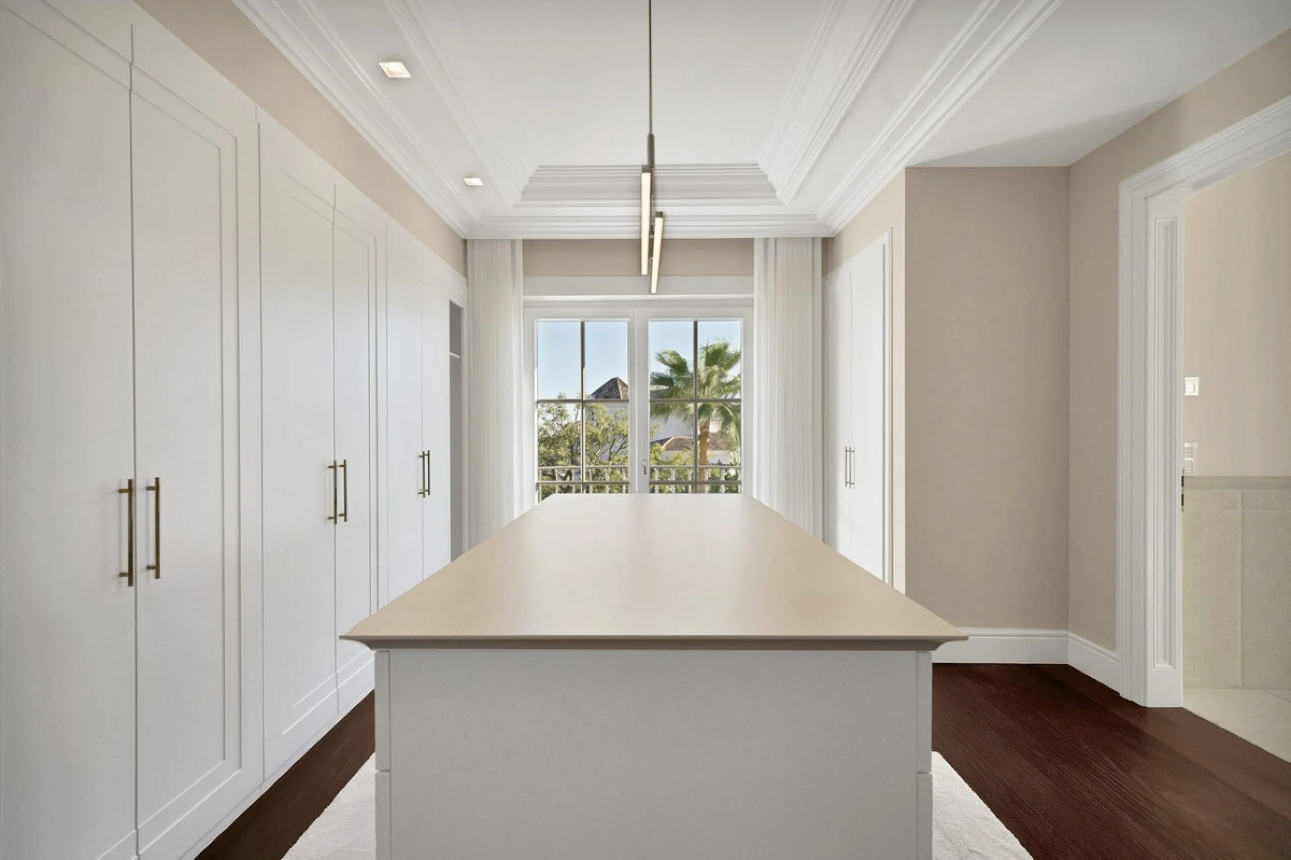 This exclusive property offers stunning views of the sea, the Spanish and African coasts and Gibraltar and is situated in a very private and protected location in the elegant and gated Marbella Club Golf Resort. Built with the highest quality; solid woode