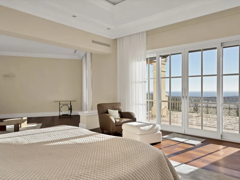 This exclusive property offers stunning views of the sea, the Spanish and African coasts and Gibraltar and is situated in a very private and protected location in the elegant and gated Marbella Club Golf Resort. Built with the highest quality; solid woode