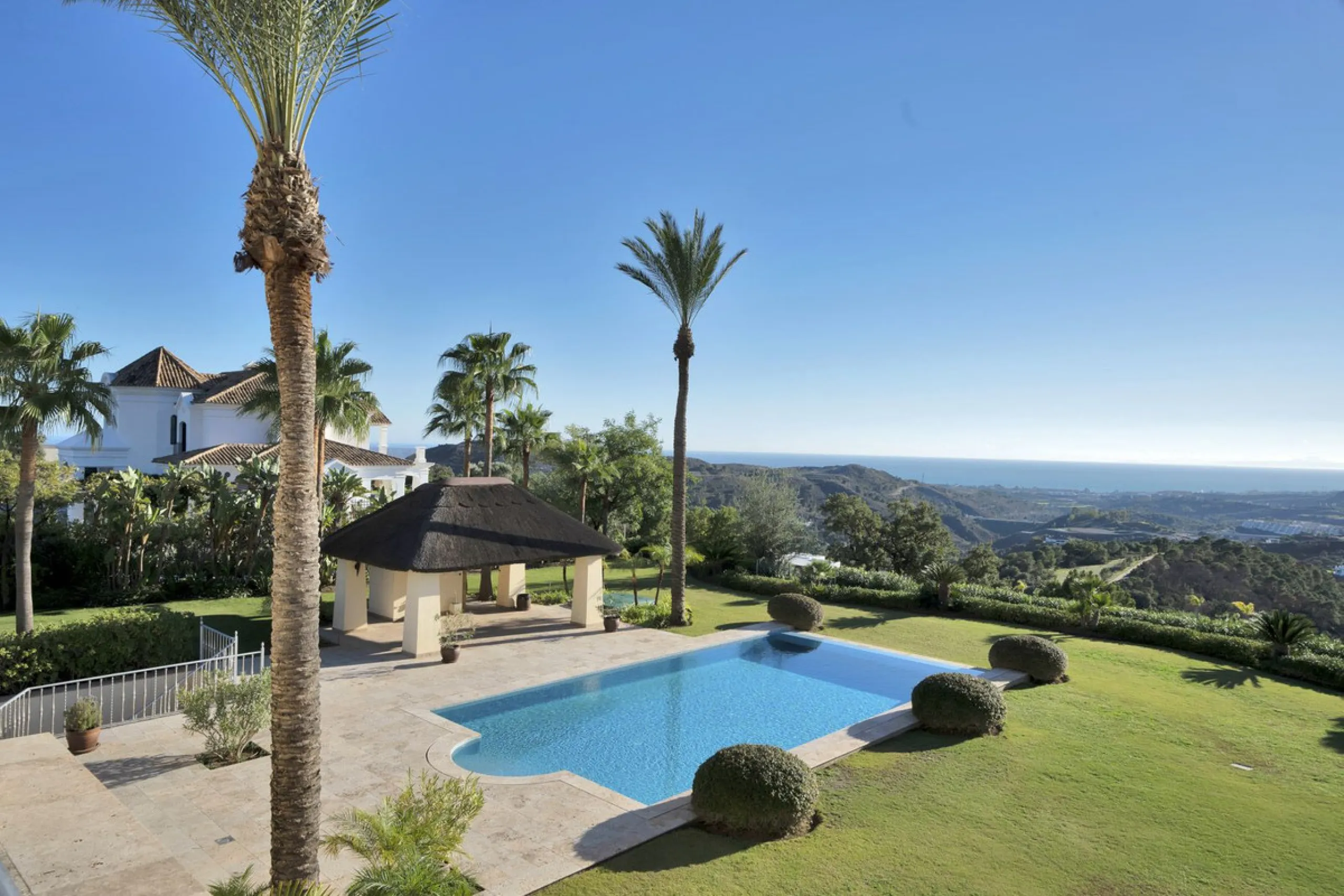 This exclusive property offers stunning views of the sea, the Spanish and African coasts and Gibraltar and is situated in a very private and protected location in the elegant and gated Marbella Club Golf Resort. Built with the highest quality; solid woode