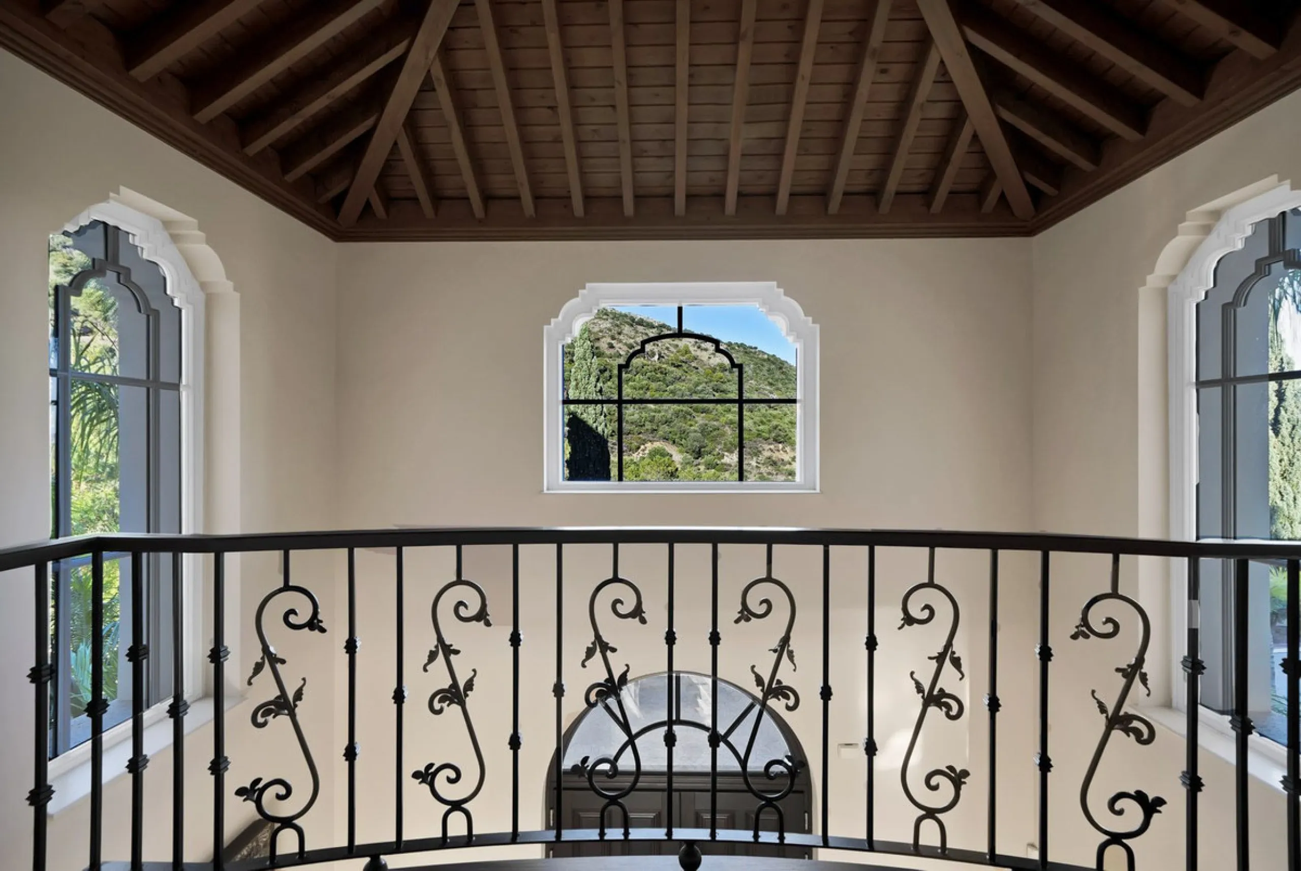 This exclusive property offers stunning views of the sea, the Spanish and African coasts and Gibraltar and is situated in a very private and protected location in the elegant and gated Marbella Club Golf Resort. Built with the highest quality; solid woode