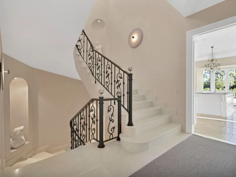 This exclusive property offers stunning views of the sea, the Spanish and African coasts and Gibraltar and is situated in a very private and protected location in the elegant and gated Marbella Club Golf Resort. Built with the highest quality; solid woode