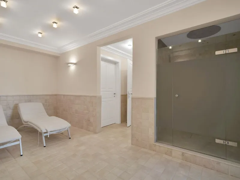 This exclusive property offers stunning views of the sea, the Spanish and African coasts and Gibraltar and is situated in a very private and protected location in the elegant and gated Marbella Club Golf Resort. Built with the highest quality; solid woode