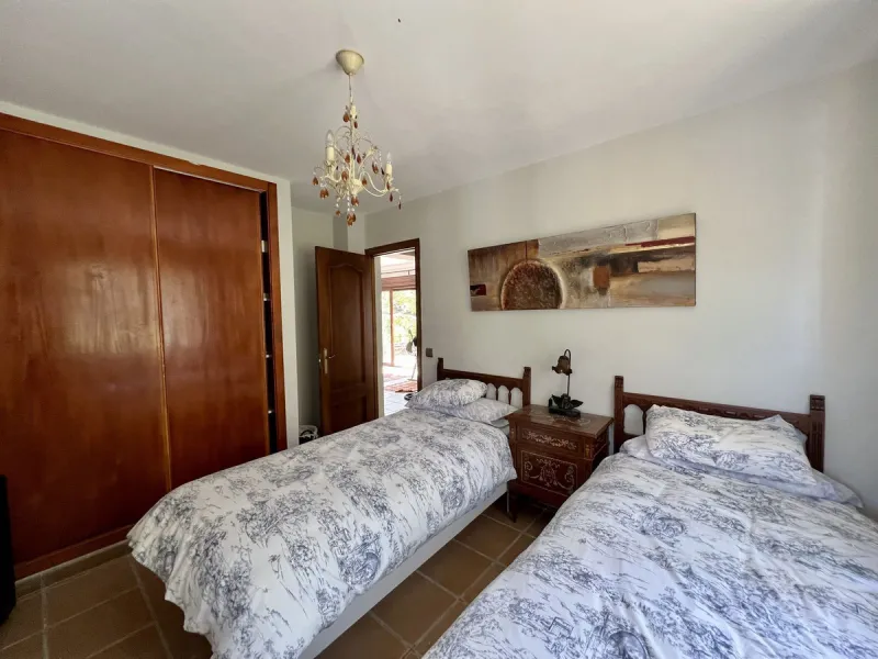 Charming Country Estate for Sale in El Velerín, Estepona