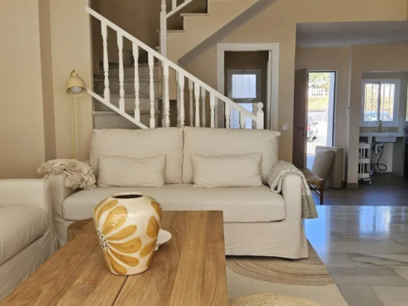 Elegant and charmingTownhouse with Open Views in Calahonda