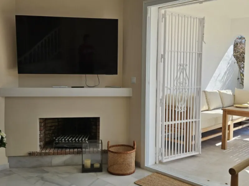 Elegant and charmingTownhouse with Open Views in Calahonda