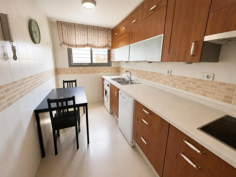 Modern triplex in a residential complex with all amenities.