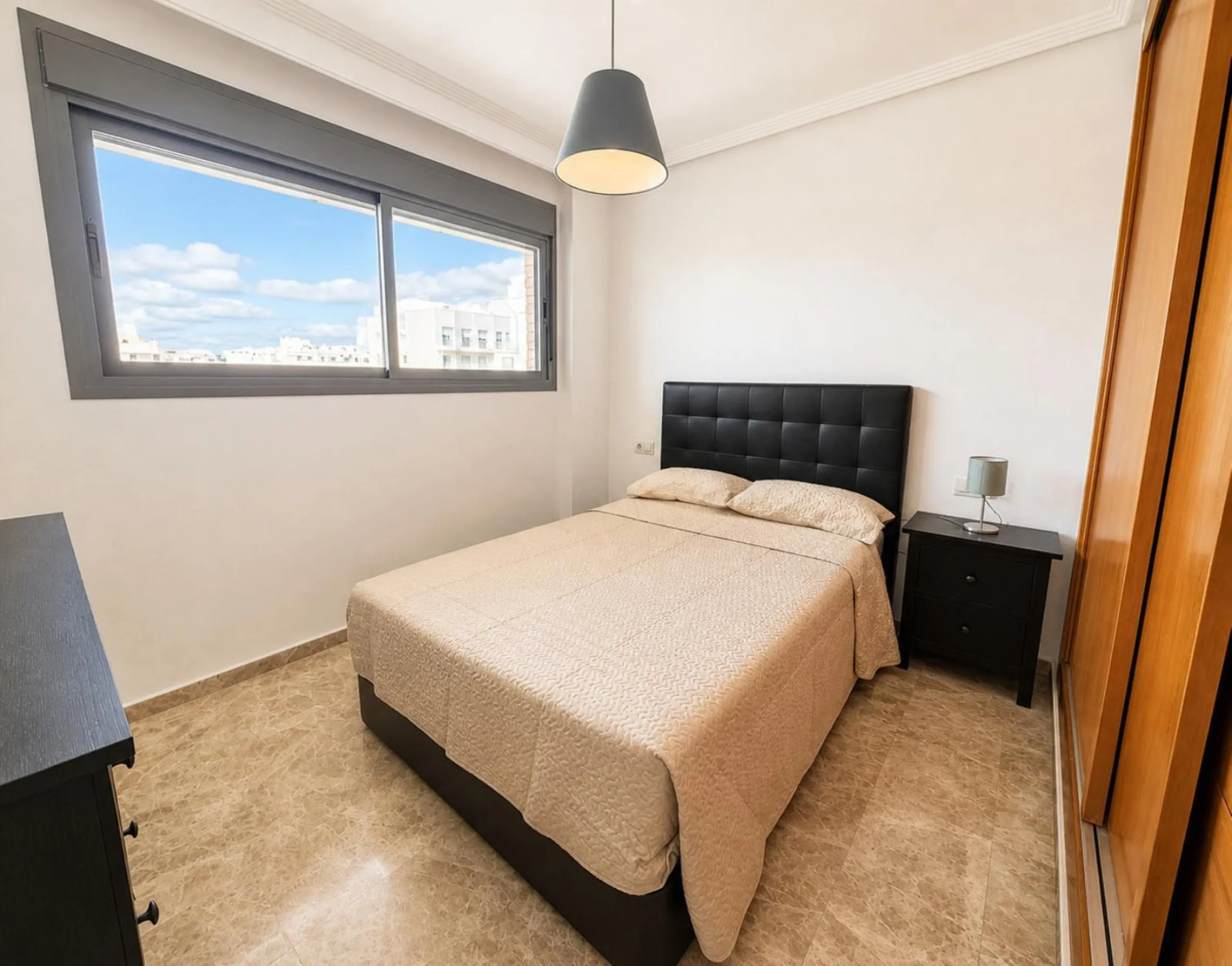 Modern triplex in a residential complex with all amenities.