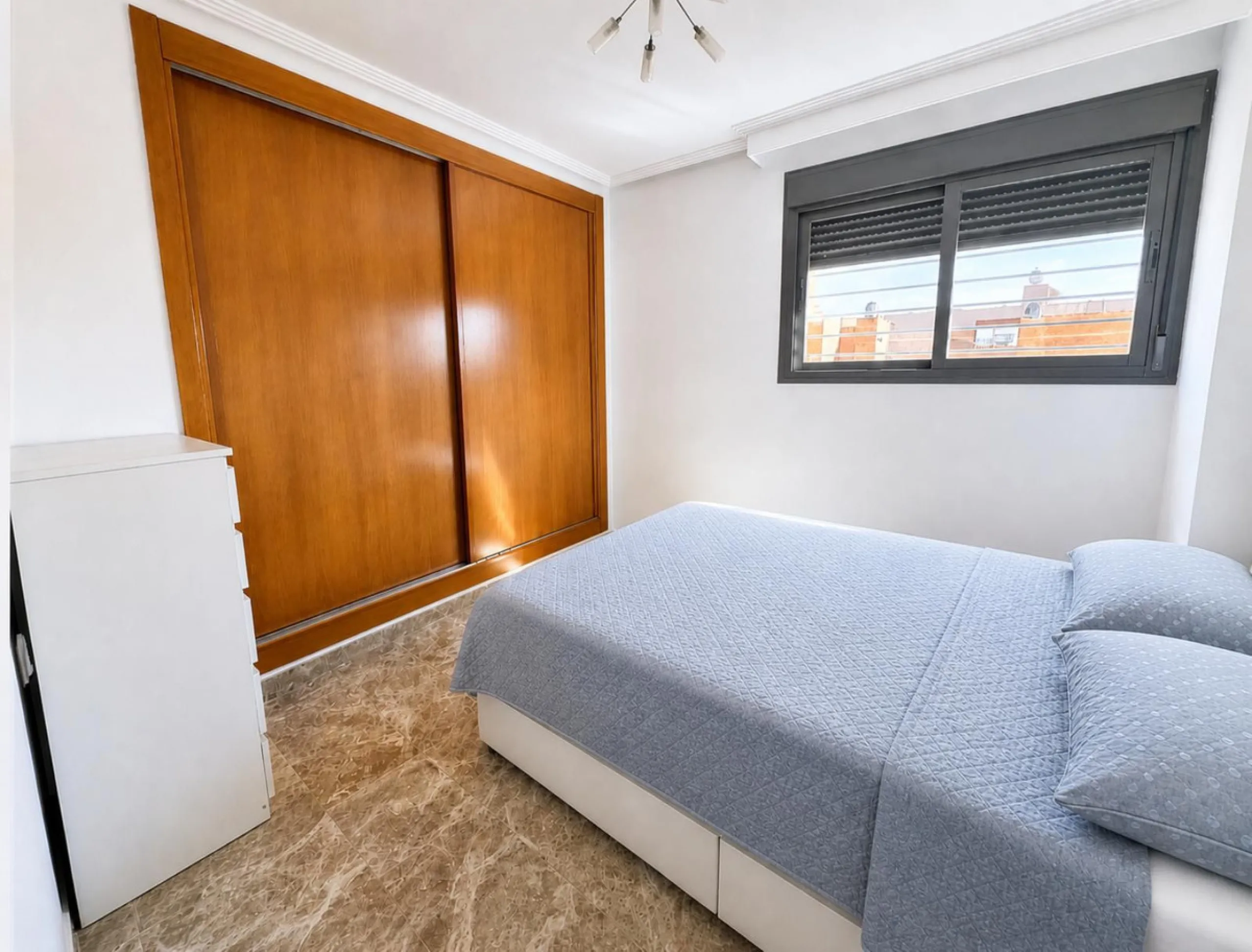 Modern triplex in a residential complex with all amenities.