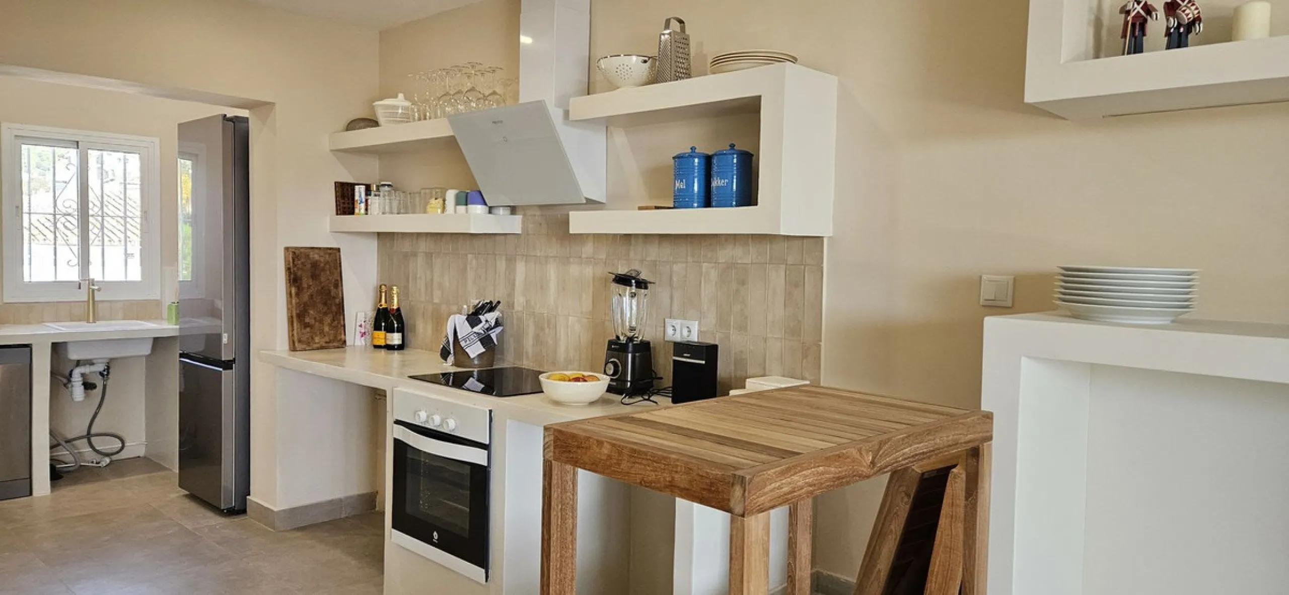 Elegant and charmingTownhouse with Open Views in Calahonda
