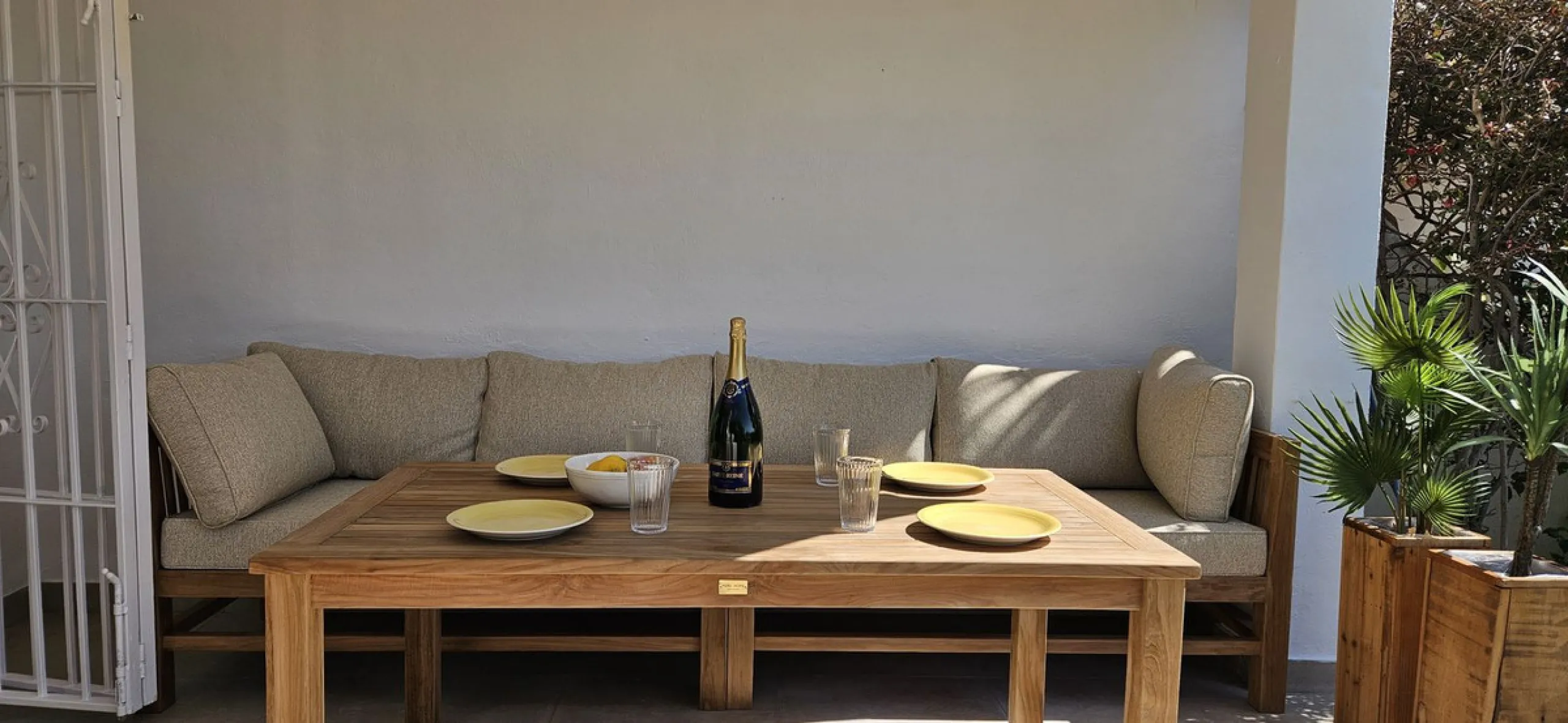 Elegant and charmingTownhouse with Open Views in Calahonda