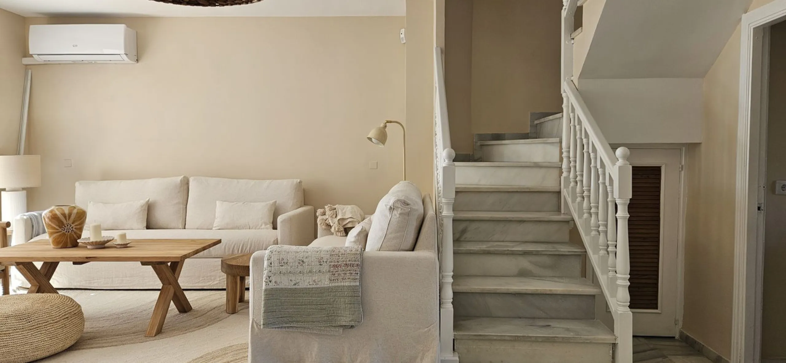 Elegant and charmingTownhouse with Open Views in Calahonda