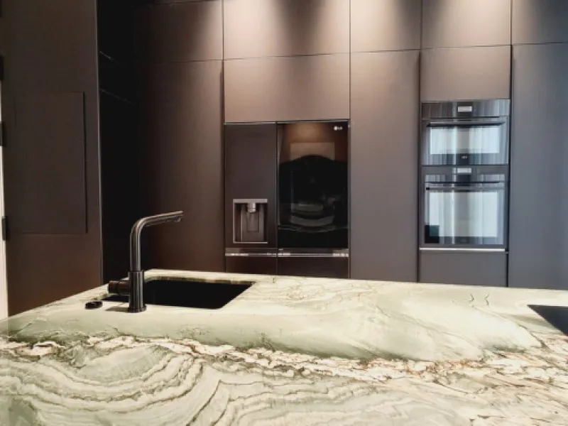 Apartment - Middle Floor Apartment в продаже в Málaga, Málaga. В доме 4 спален и 4 ванных комнат. Площадь дома 225 м²