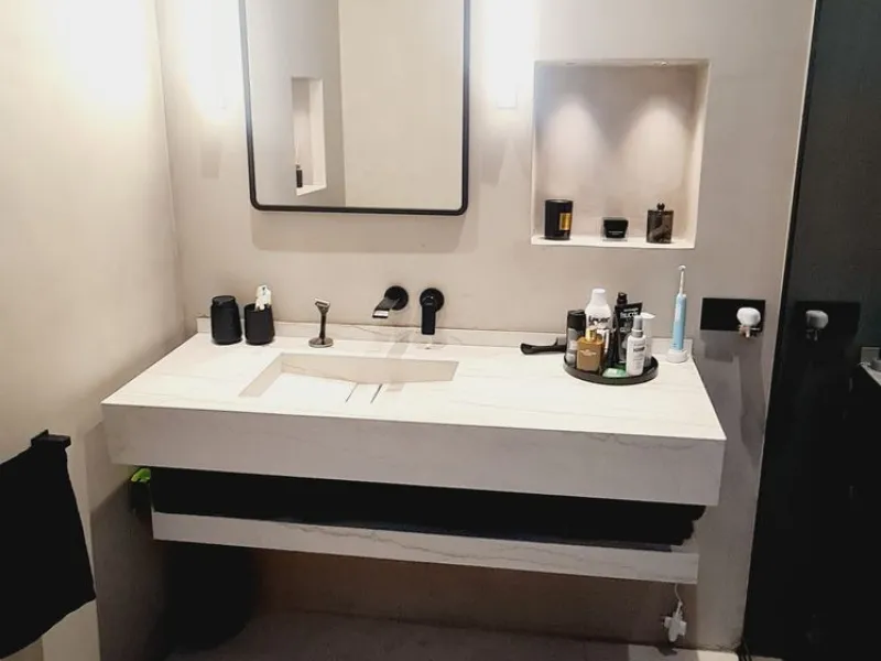 Apartment - Middle Floor Apartment в продаже в Málaga, Málaga. В доме 4 спален и 4 ванных комнат. Площадь дома 225 м²