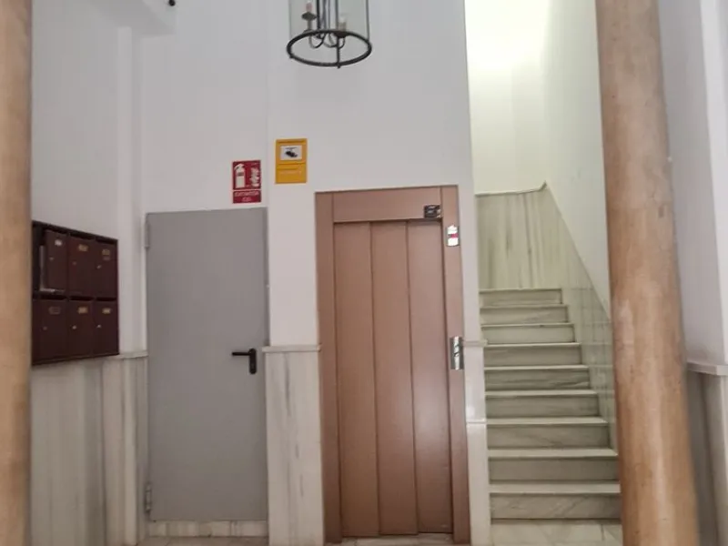 Apartment - Middle Floor Apartment в продаже в Málaga, Málaga. В доме 4 спален и 4 ванных комнат. Площадь дома 225 м²