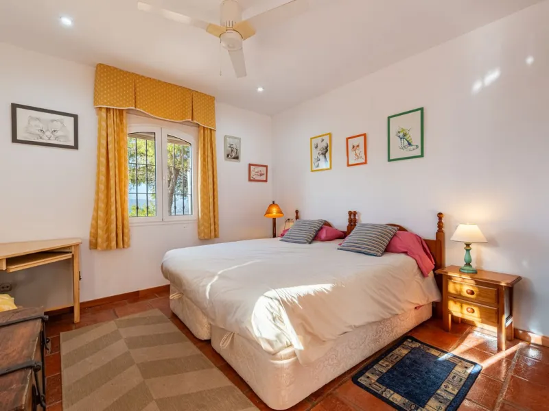 House - Detached Villa в продаже в Alhaurín de la Torre, Málaga. В доме 4 спален и 5 ванных комнат. Площадь дома 567 м². Площадь участка 7030 м²