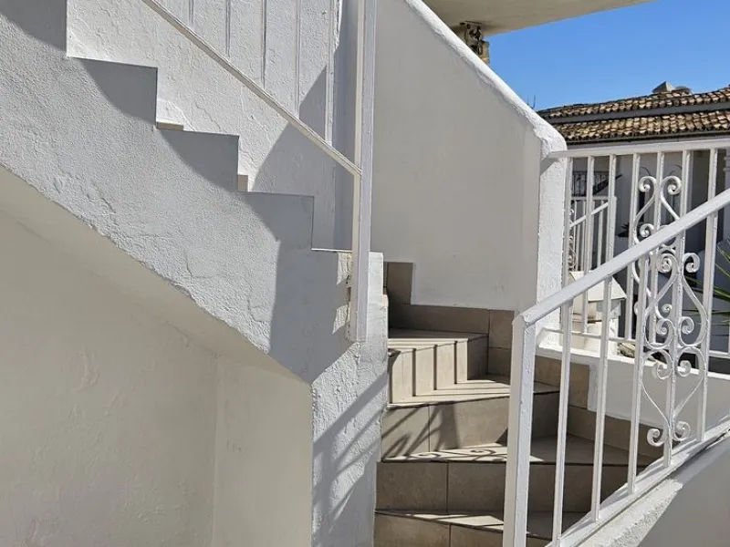 Elegant and charmingTownhouse with Open Views in Calahonda