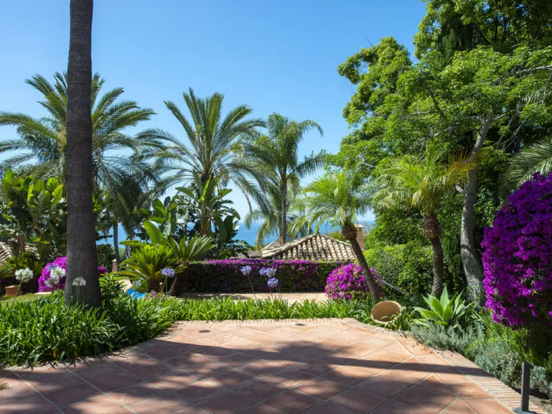 ... this is an unparalleled opportunity to acquire a masterpiece of architectural serenity!