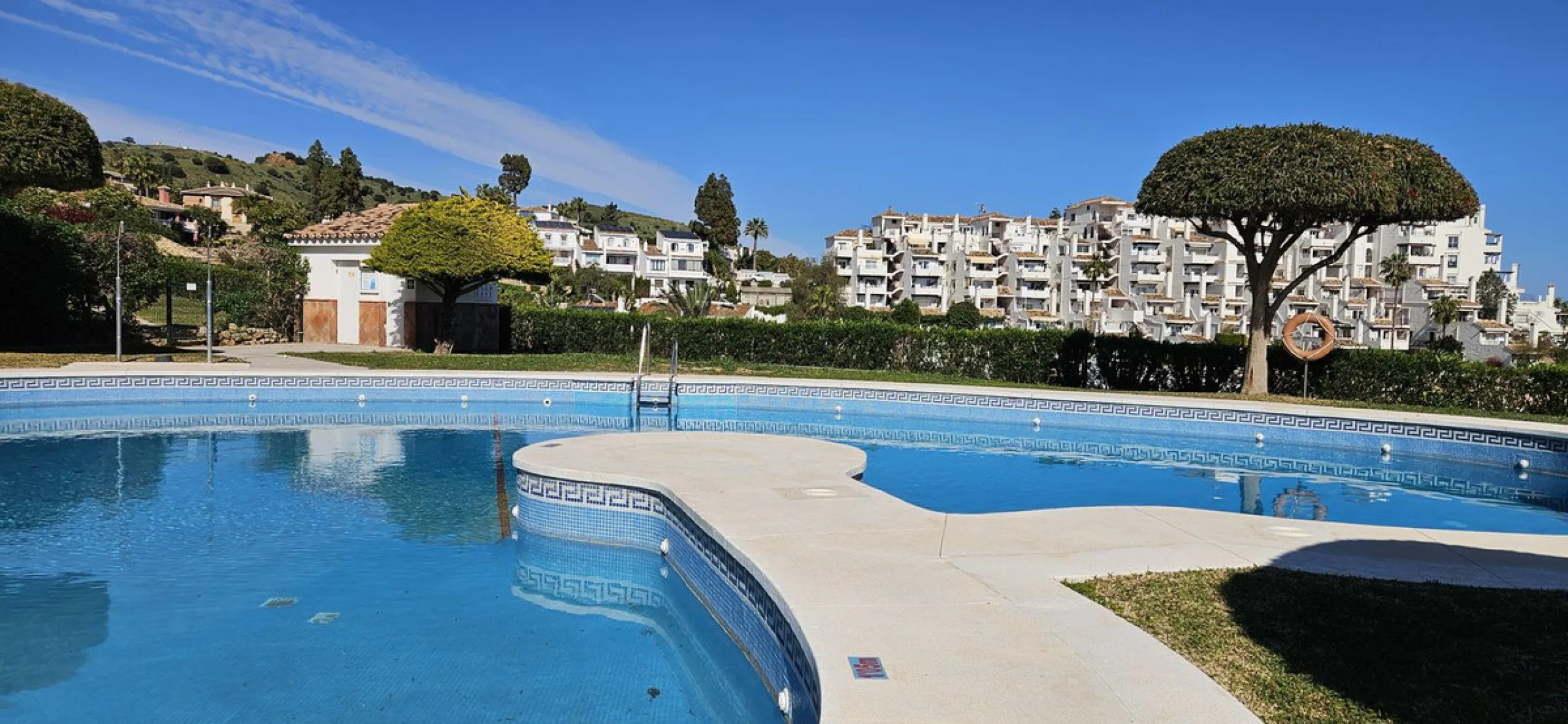 Elegant and charmingTownhouse with Open Views in Calahonda