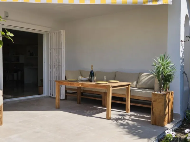 Elegant and charmingTownhouse with Open Views in Calahonda