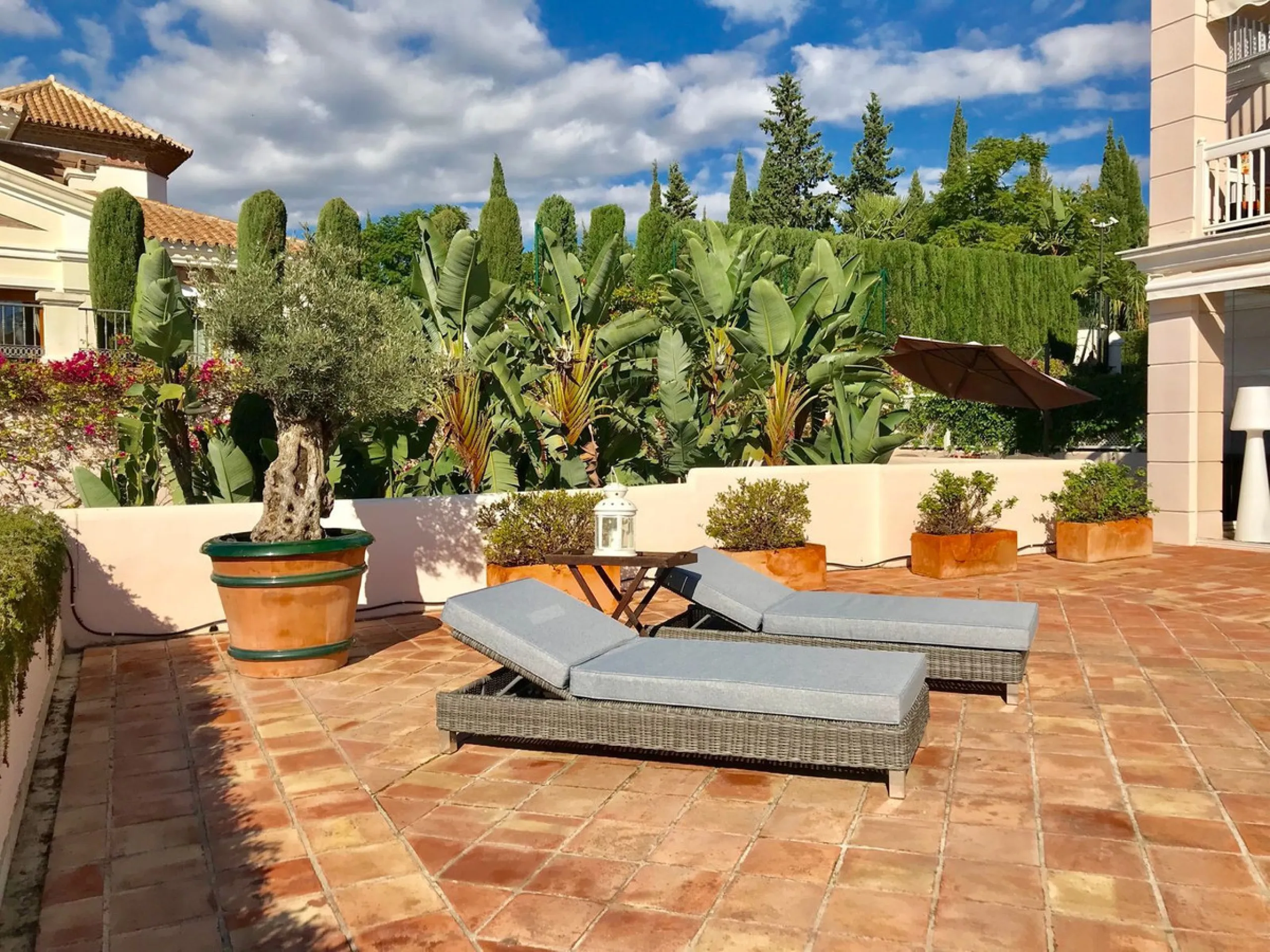 Apartment - Ground Floor Apartment в продаже в Málaga, Málaga. В доме 3 спален и 4 ванных комнат. Площадь дома 175 м²