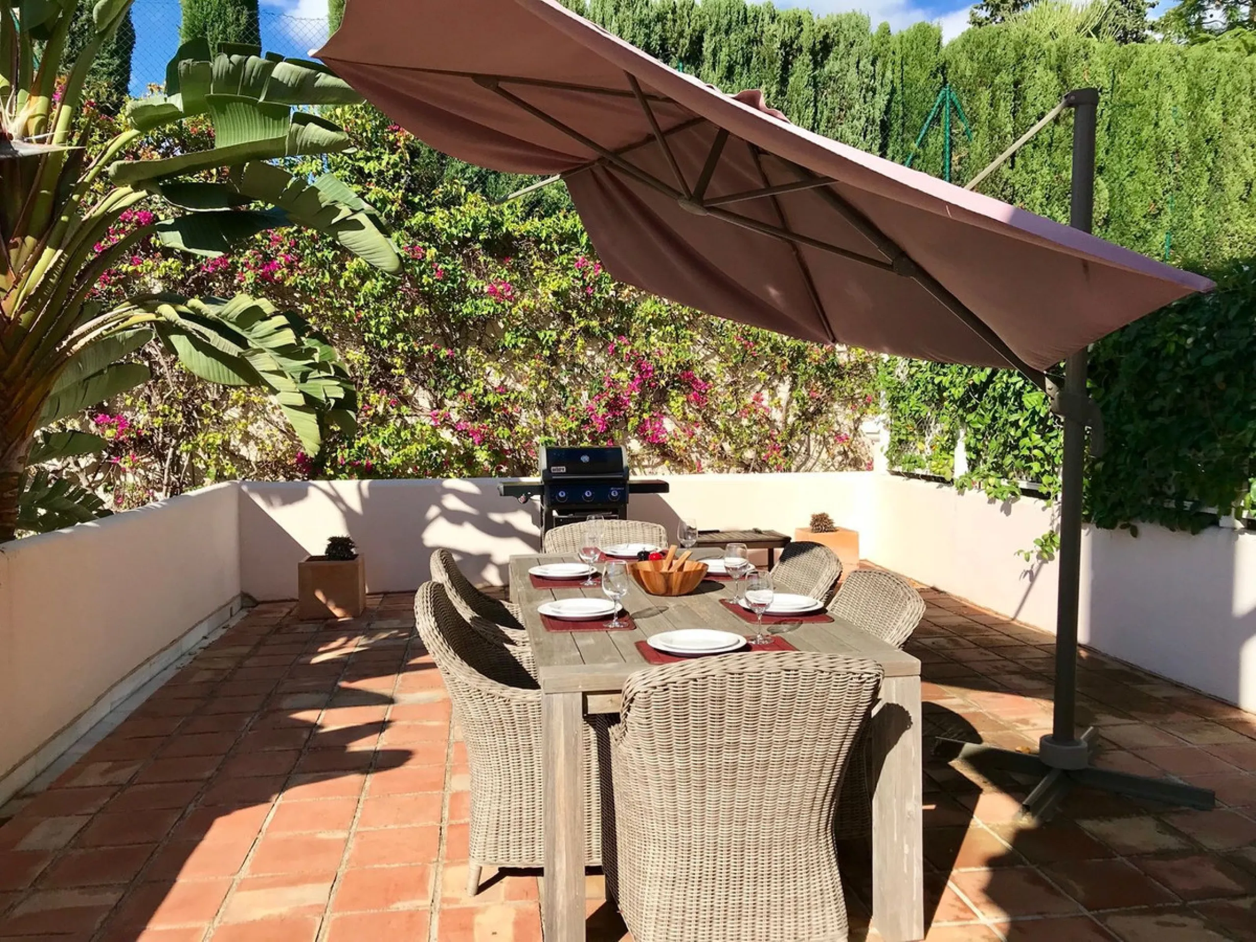 Apartment - Ground Floor Apartment в продаже в Málaga, Málaga. В доме 3 спален и 4 ванных комнат. Площадь дома 175 м²