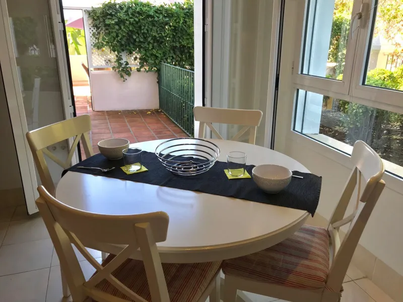 Apartment - Ground Floor Apartment в продаже в Málaga, Málaga. В доме 3 спален и 4 ванных комнат. Площадь дома 175 м²