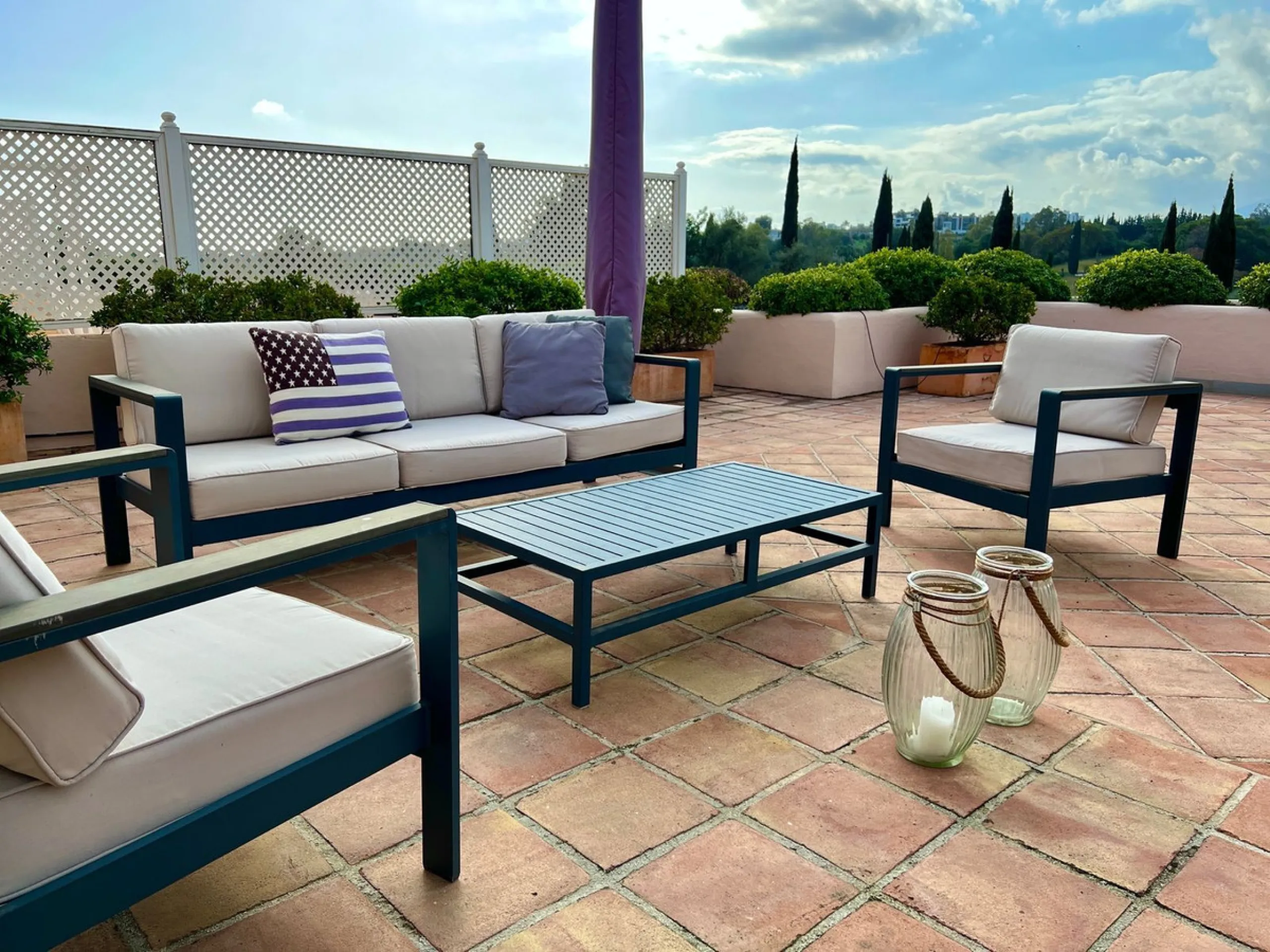 Apartment - Ground Floor Apartment в продаже в Málaga, Málaga. В доме 3 спален и 4 ванных комнат. Площадь дома 175 м²