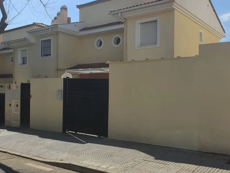Modern Semi-Detached Villa in Campanillas, Málaga