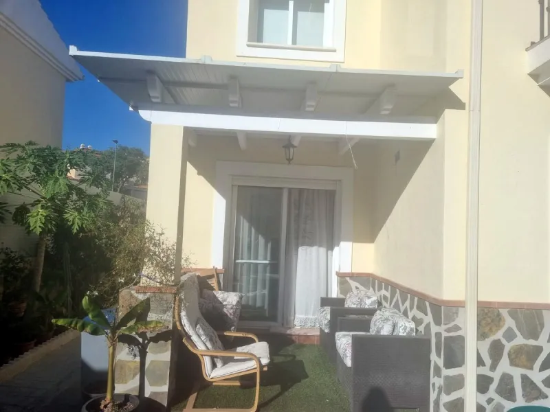 House - Semi-Detached House в продаже в Málaga, Málaga. В доме 3 спален и 3 ванных комнат. Площадь дома 149 м². Площадь участка 225 м²
