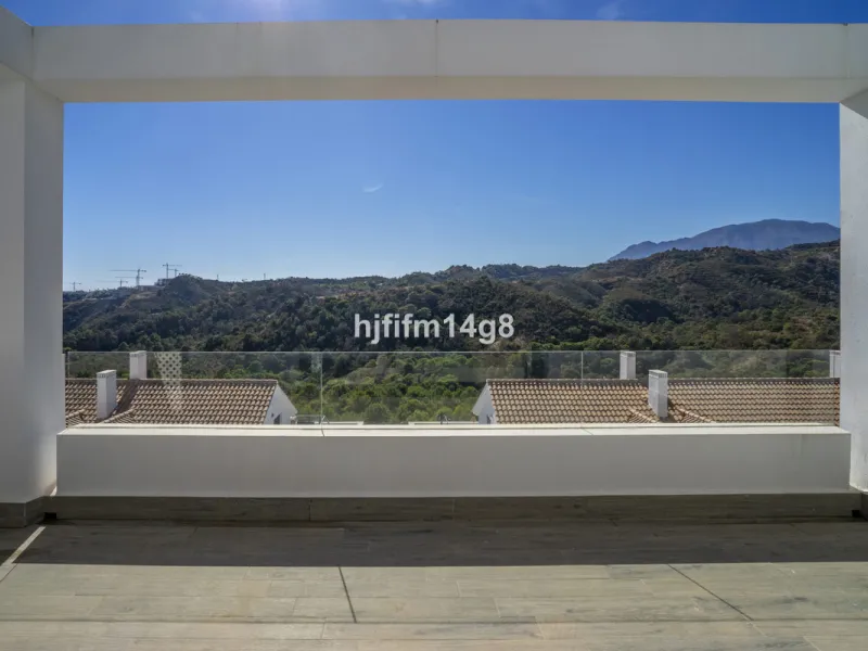 This stunning 2-bedroom duplex penthouse for sale in Ocean Hills, Estepona offers modern, luxurious living with breathtaking panoramic views of the Mediterranean Sea, the surrounding mountains, and the protected natural park that borders the community. Si