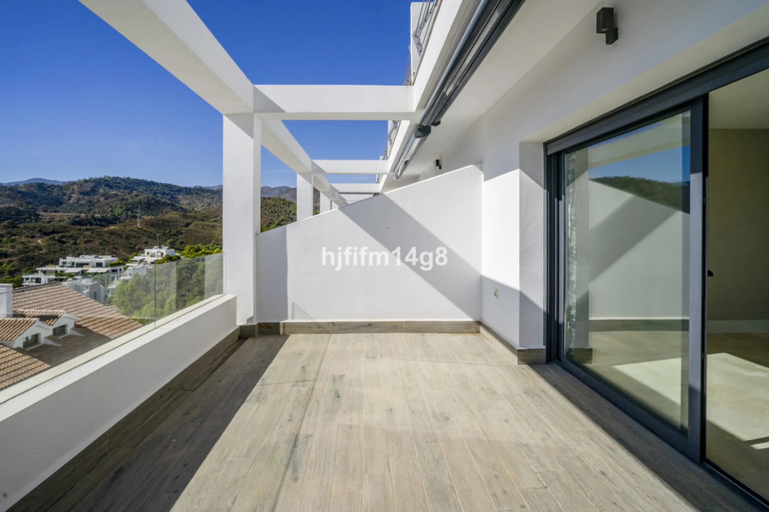 This stunning 2-bedroom duplex penthouse for sale in Ocean Hills, Estepona offers modern, luxurious living with breathtaking panoramic views of the Mediterranean Sea, the surrounding mountains, and the protected natural park that borders the community. Si