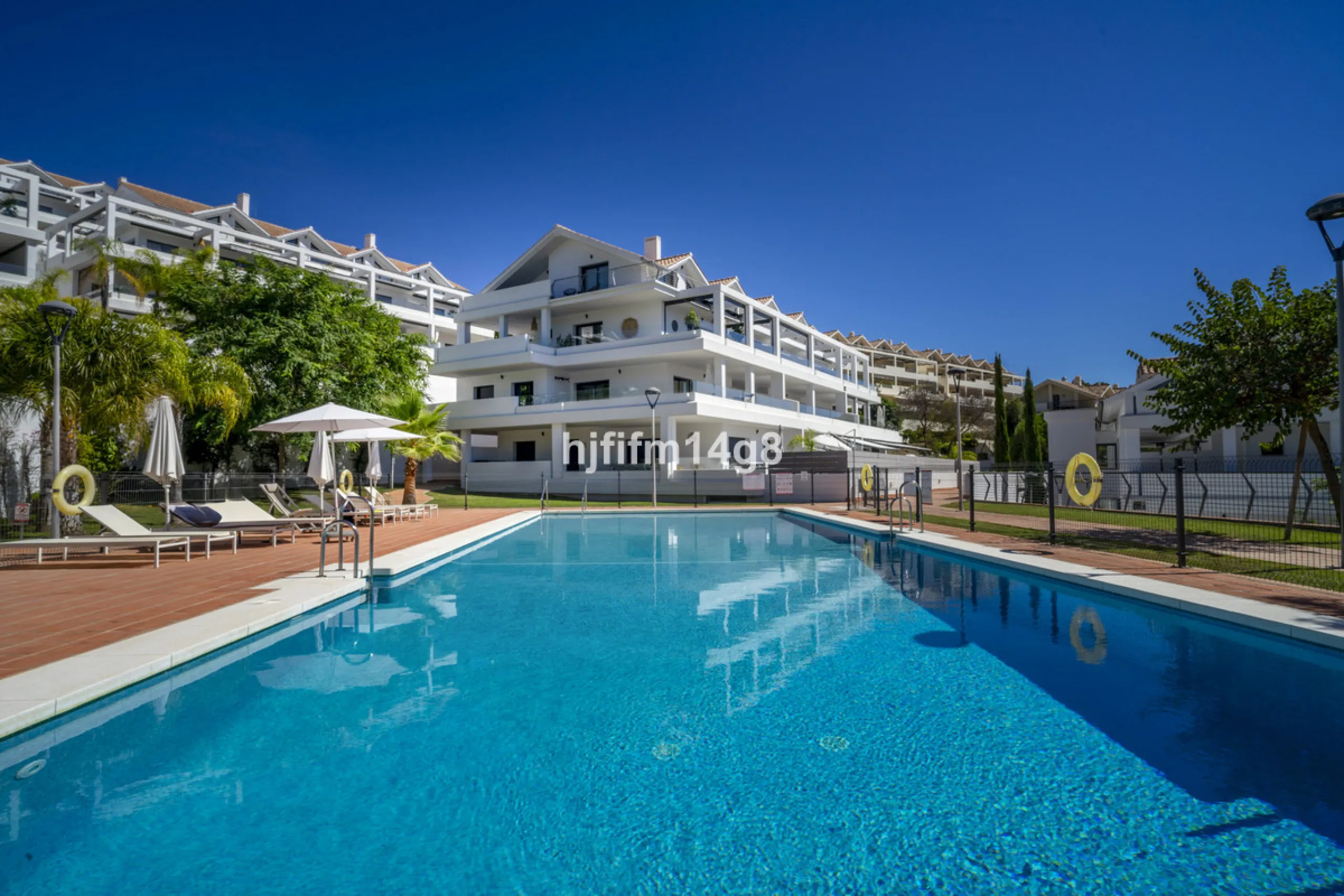 This stunning 2-bedroom duplex penthouse for sale in Ocean Hills, Estepona offers modern, luxurious living with breathtaking panoramic views of the Mediterranean Sea, the surrounding mountains, and the protected natural park that borders the community. Si
