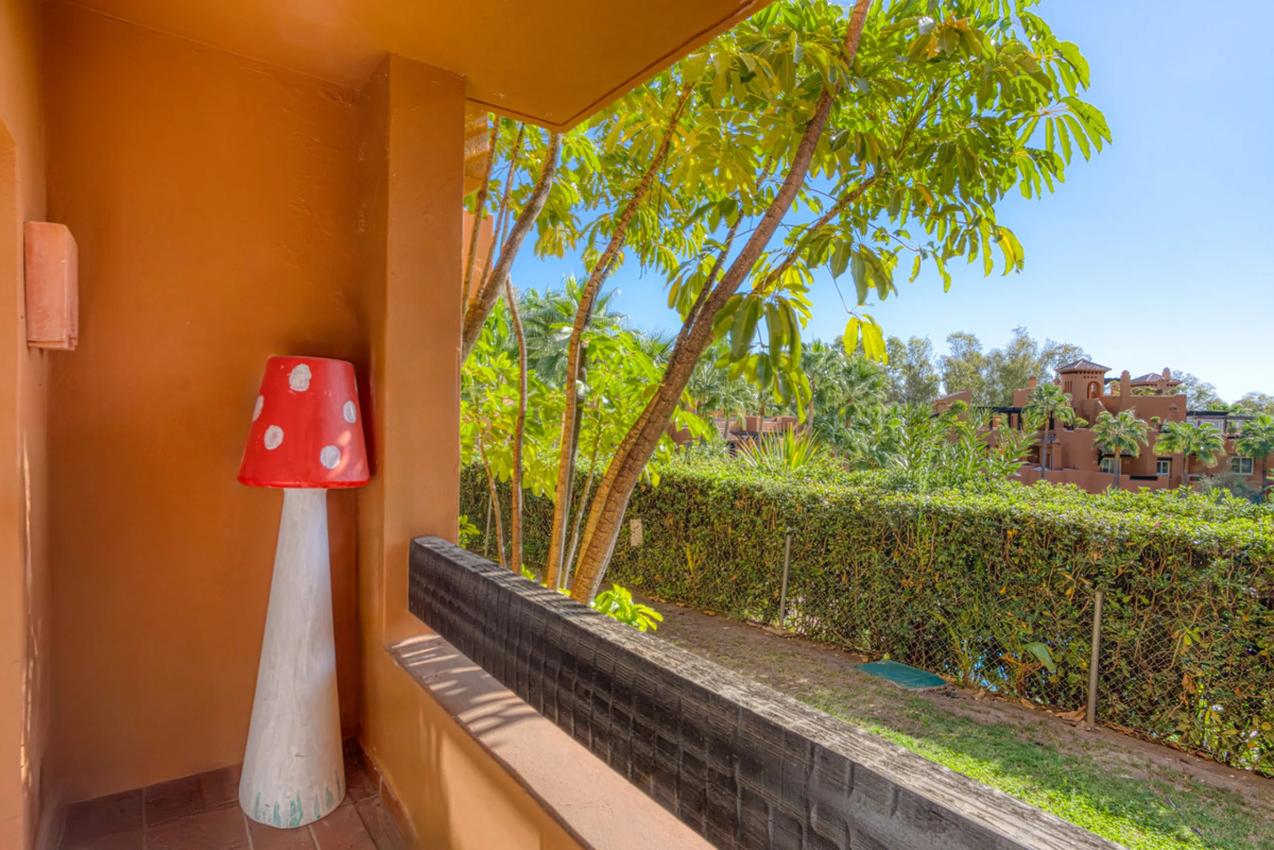Elegant ground-floor apartment located in one of the most exclusive and peaceful developments in Nueva Andalucía. This carefully maintained property offers the perfect blend of comfort, privacy, and Mediterranean charm. It features two spacious bedrooms a