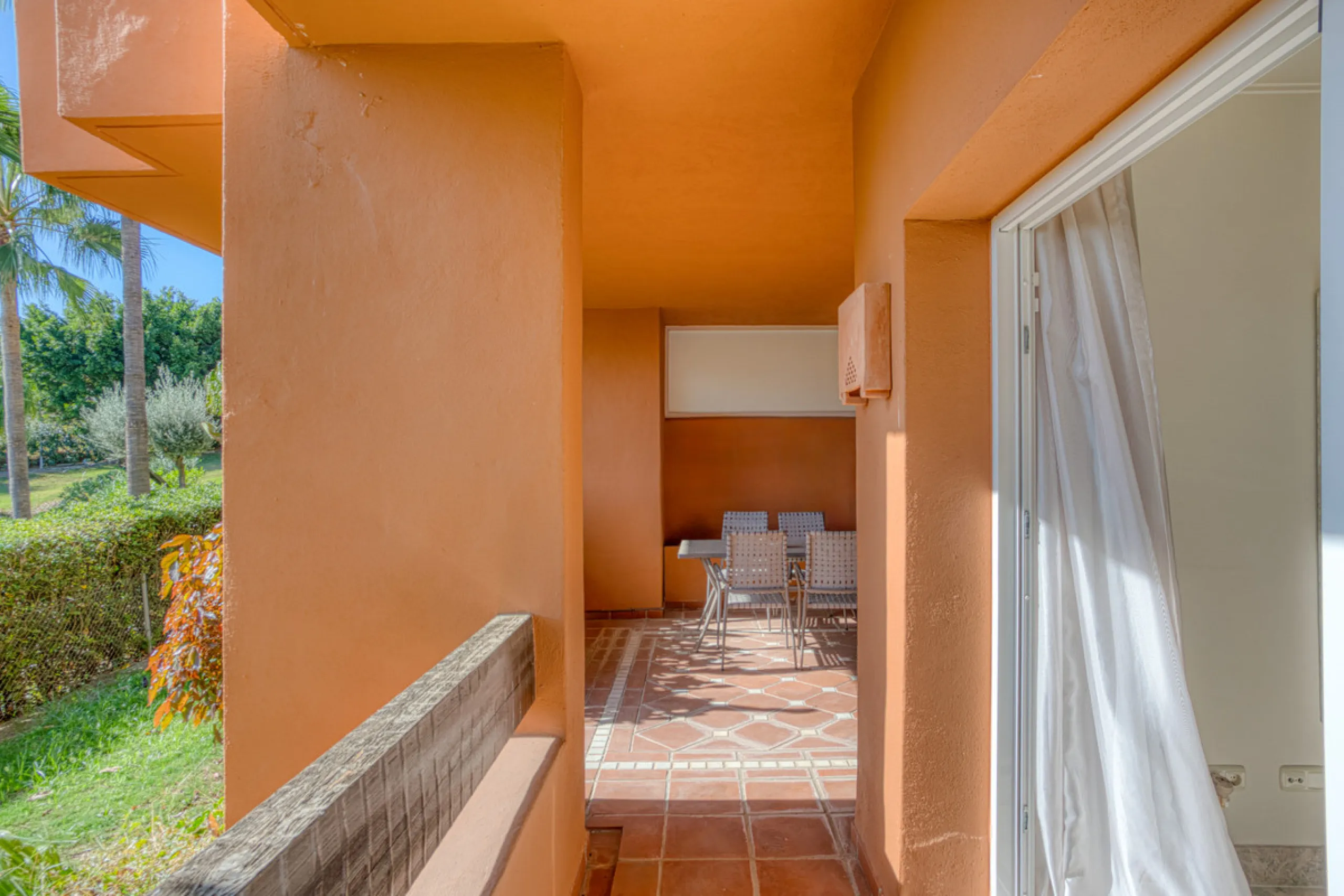 Elegant ground-floor apartment located in one of the most exclusive and peaceful developments in Nueva Andalucía. This carefully maintained property offers the perfect blend of comfort, privacy, and Mediterranean charm. It features two spacious bedrooms a