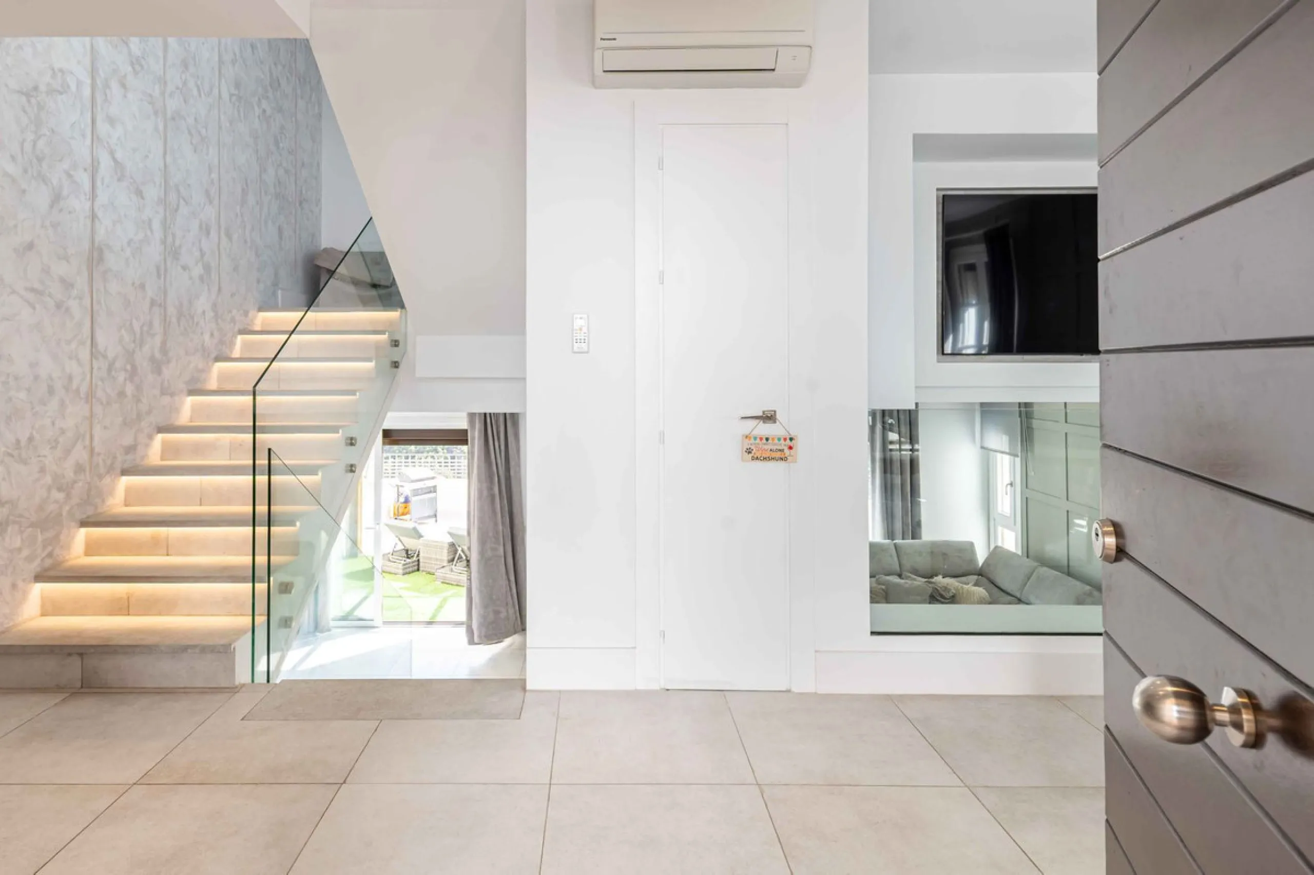 House - Townhouse в продаже в Benahavís, Málaga. В доме 4 спален и 4 ванных комнат. Площадь дома 287 м²