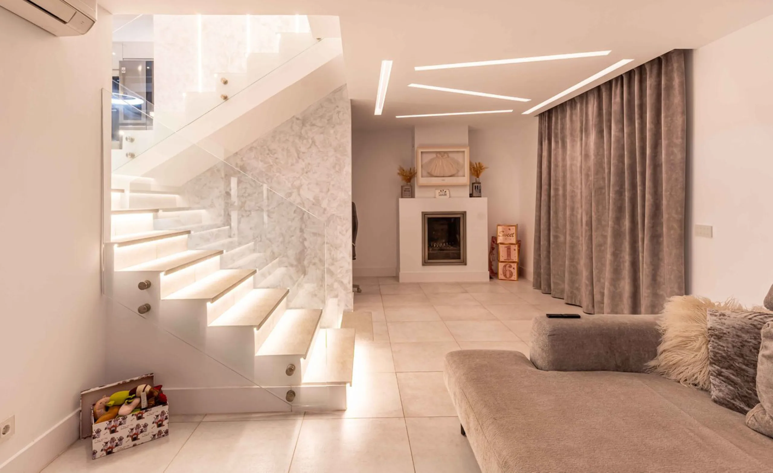 House - Townhouse в продаже в Benahavís, Málaga. В доме 4 спален и 4 ванных комнат. Площадь дома 287 м²