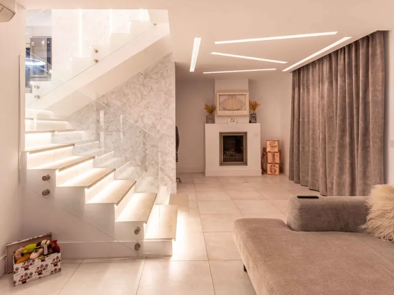 House - Townhouse в продаже в Benahavís, Málaga. В доме 4 спален и 4 ванных комнат. Площадь дома 287 м²