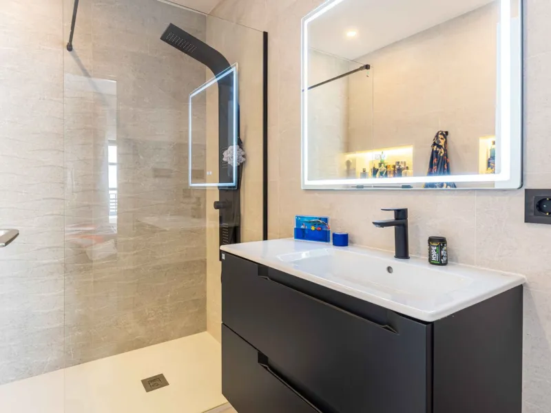 House - Townhouse в продаже в Benahavís, Málaga. В доме 4 спален и 4 ванных комнат. Площадь дома 287 м²