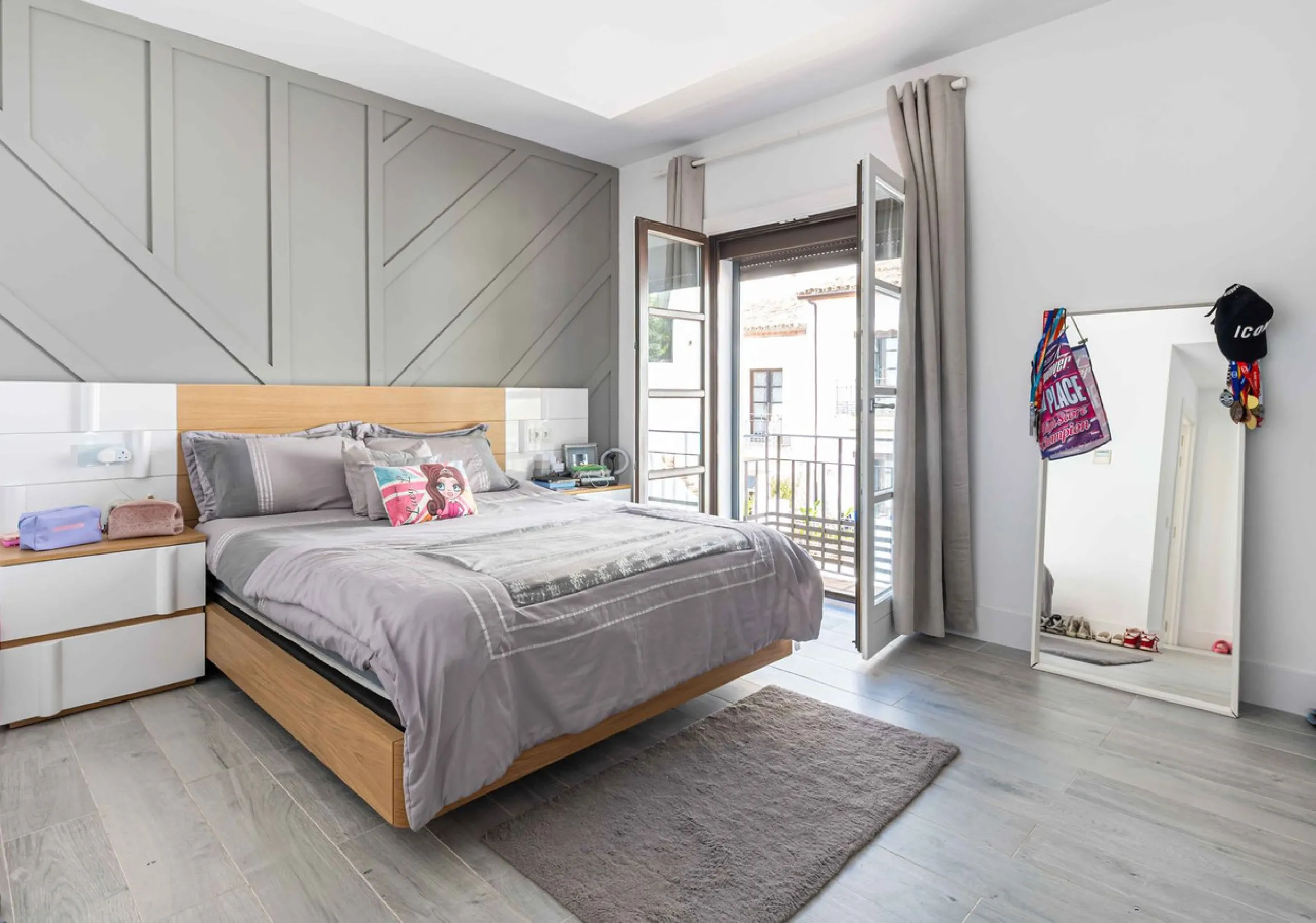House - Townhouse в продаже в Benahavís, Málaga. В доме 4 спален и 4 ванных комнат. Площадь дома 287 м²