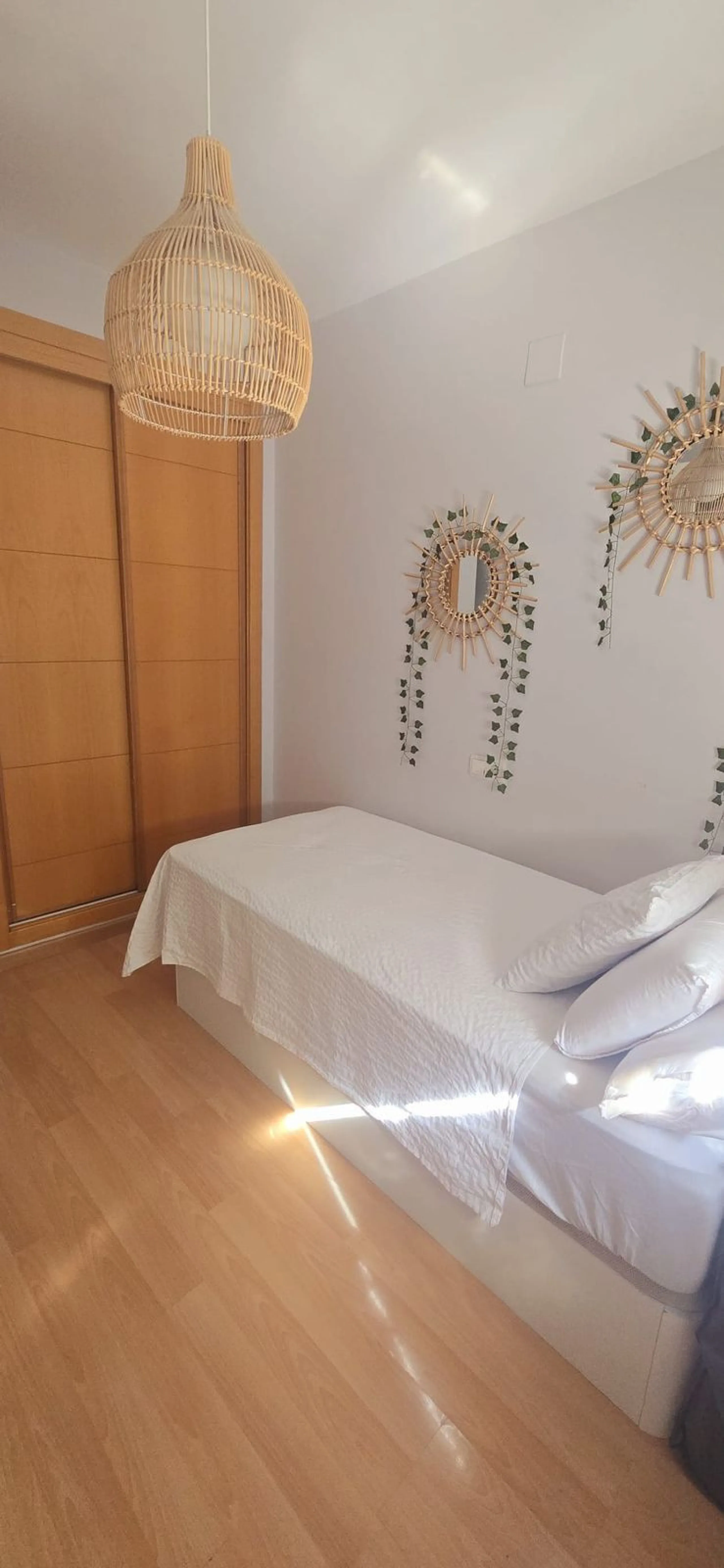 Apartment - Ground Floor Apartment в продаже в Ciudad Jardín, Málaga. В доме 2 спален и 2 ванных комнат. Площадь дома 130 м²