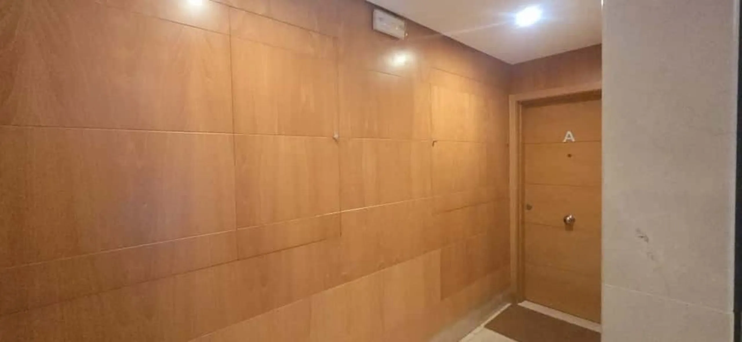Apartment - Ground Floor Apartment в продаже в Ciudad Jardín, Málaga. В доме 2 спален и 2 ванных комнат. Площадь дома 130 м²