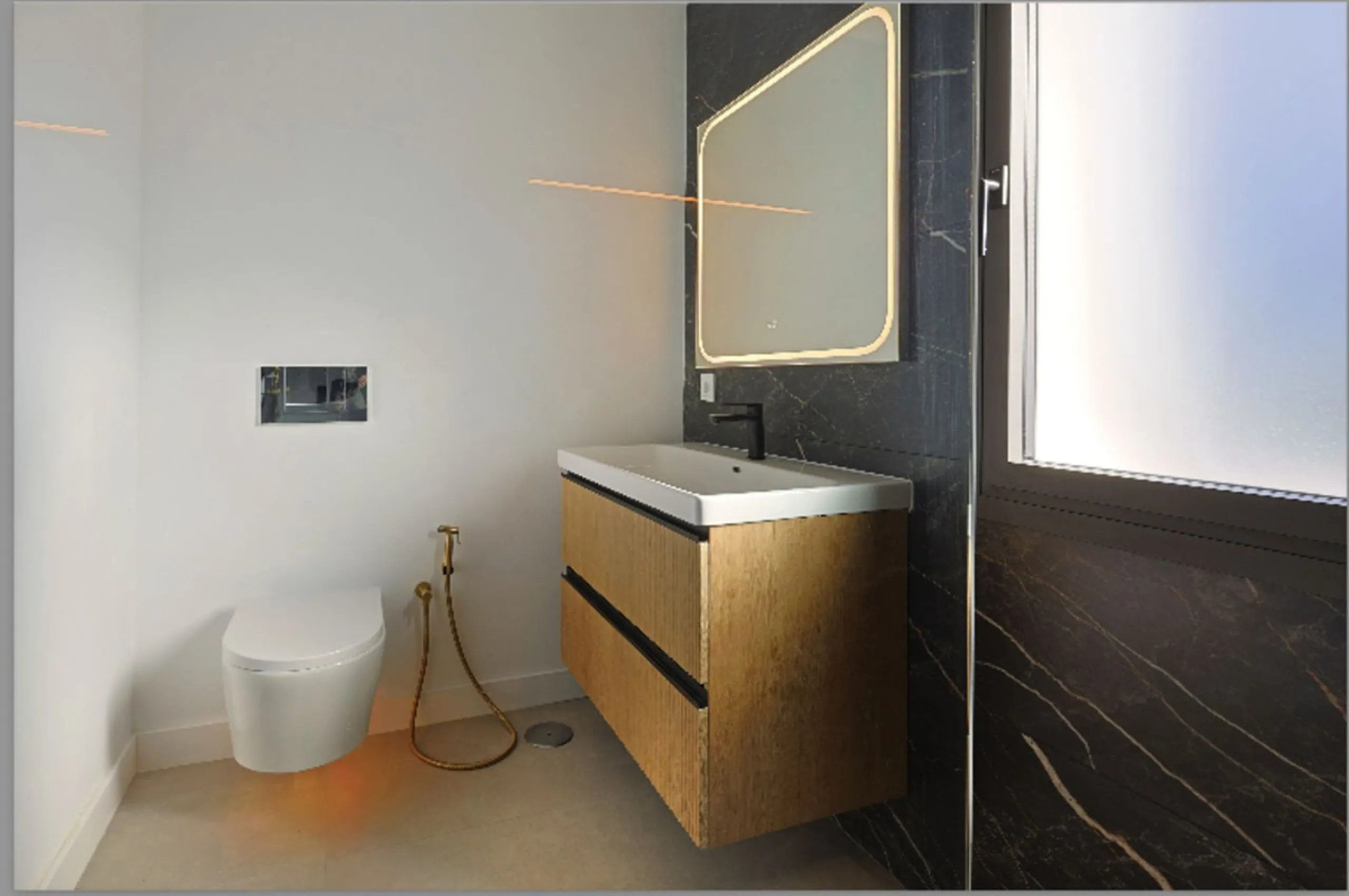 Apartment - Penthouse в продаже в Marbella, Málaga. В доме 2 спален и 2 ванных комнат. Площадь дома 100 м²