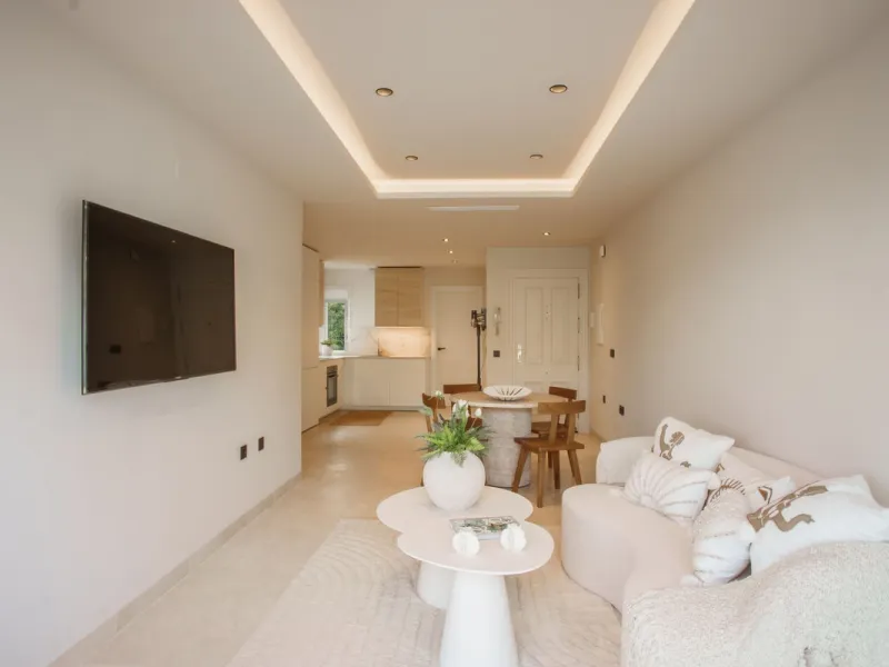Apartment - Middle Floor Apartment в продаже в Benahavís, Málaga. В доме 3 спален и 2 ванных комнат. Площадь дома 110 м²