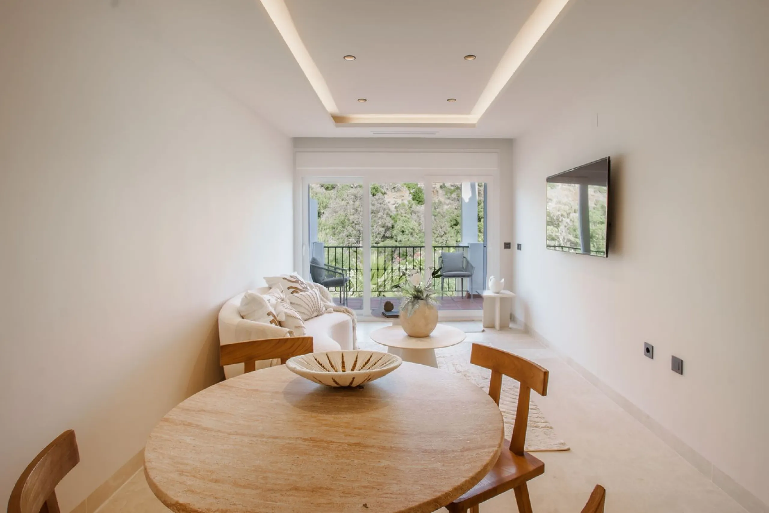 Renovated Apartment Frontline Golf in La Quinta with Stunning Sea, Lake & Golf Views