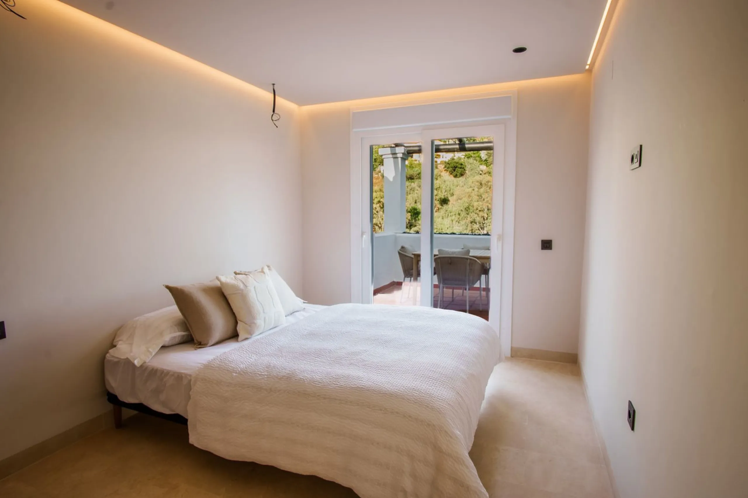 Renovated Apartment Frontline Golf in La Quinta with Stunning Sea, Lake & Golf Views