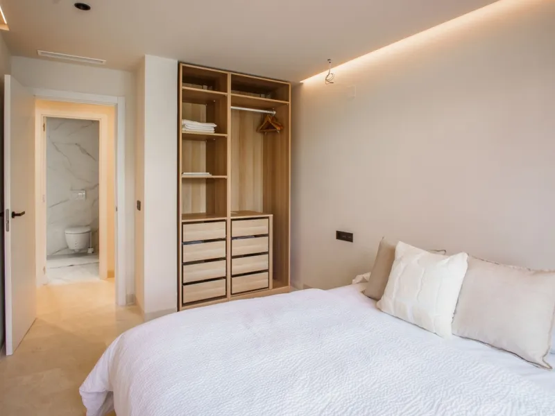 Renovated Apartment Frontline Golf in La Quinta with Stunning Sea, Lake & Golf Views