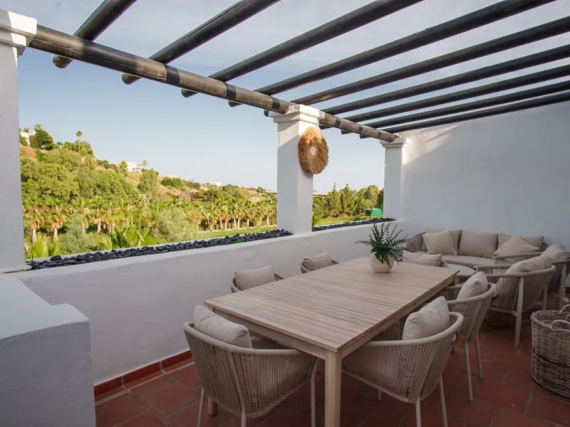 Renovated Apartment Frontline Golf in La Quinta with Stunning Sea, Lake & Golf Views
